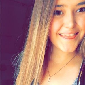 Meet your Posher, Leslie